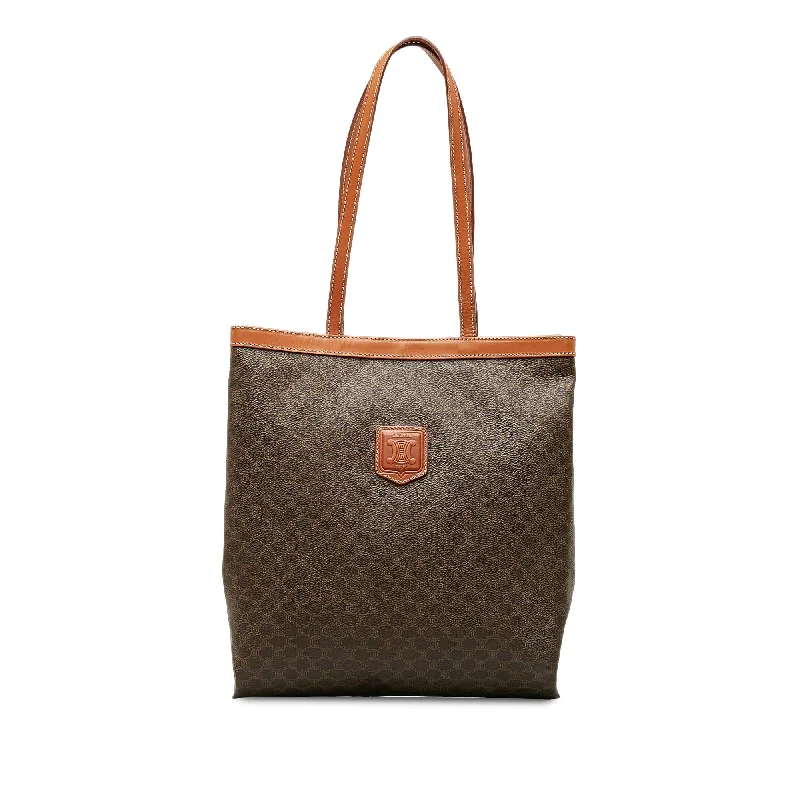 Celine Macadam Tote (SHG-f7B529)